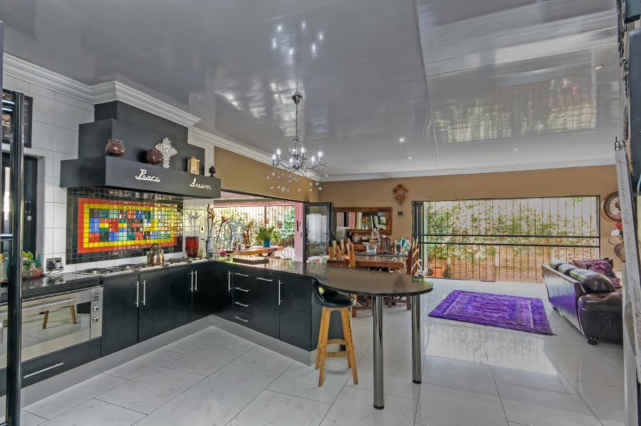 4 Bedroom Property for Sale in Elandspark Gauteng