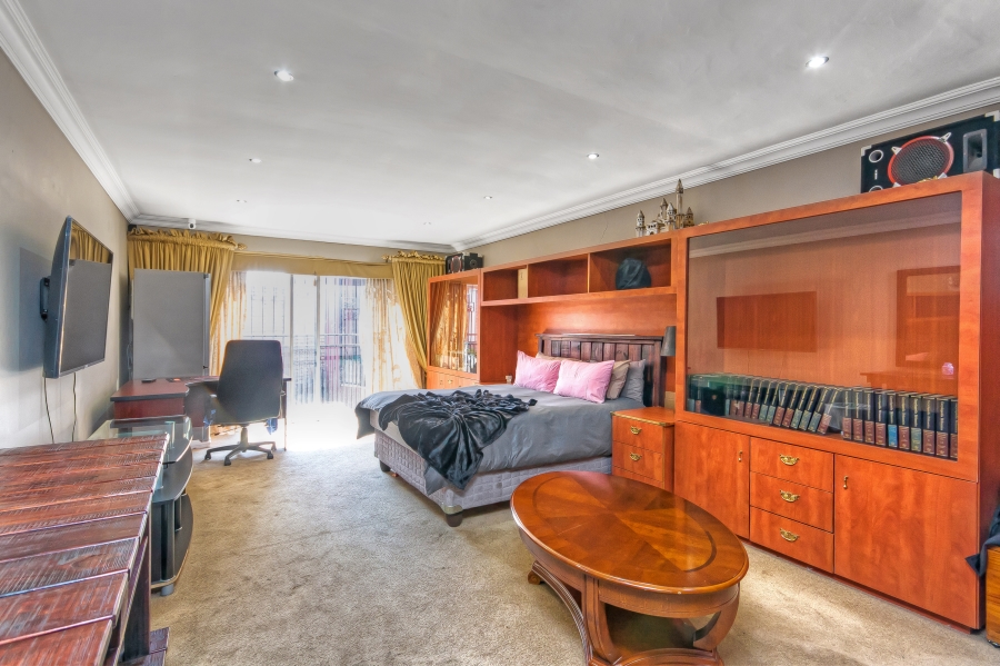 4 Bedroom Property for Sale in Elandspark Gauteng