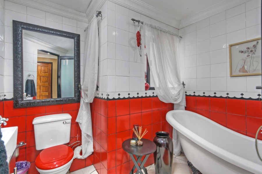 4 Bedroom Property for Sale in Elandspark Gauteng