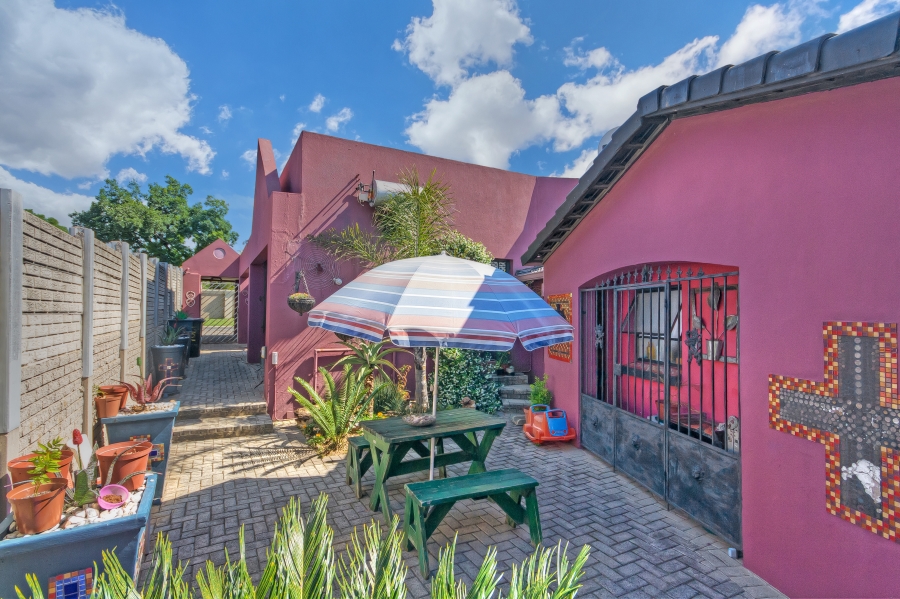 4 Bedroom Property for Sale in Elandspark Gauteng