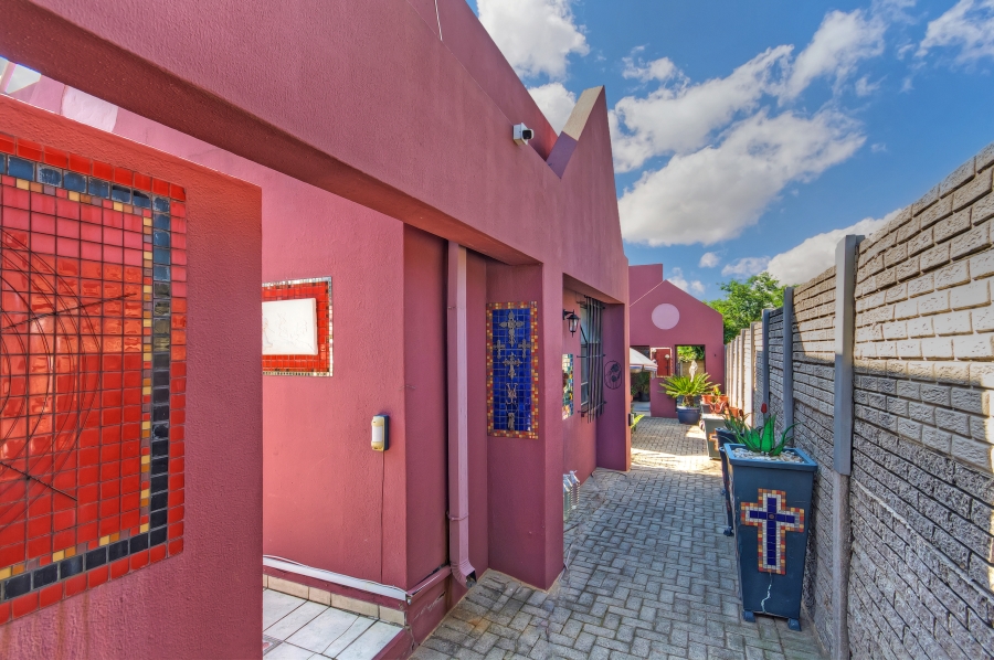 4 Bedroom Property for Sale in Elandspark Gauteng