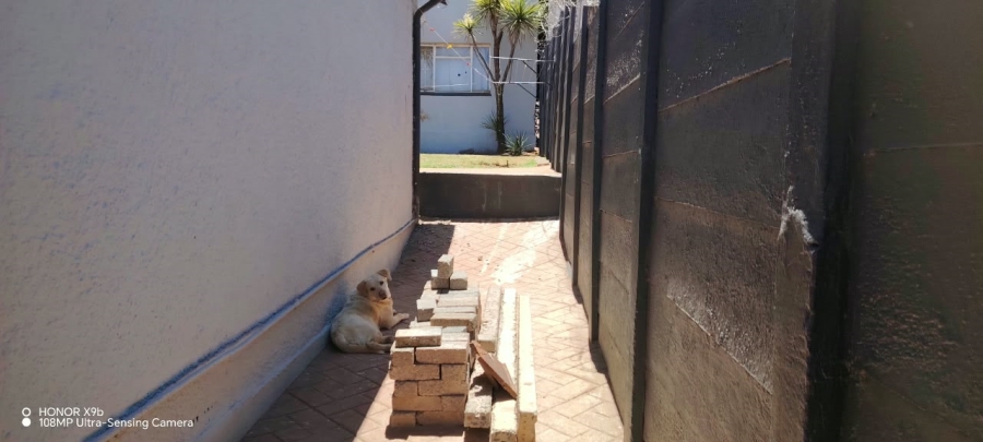 2 Bedroom Property for Sale in Krugersdorp North Gauteng