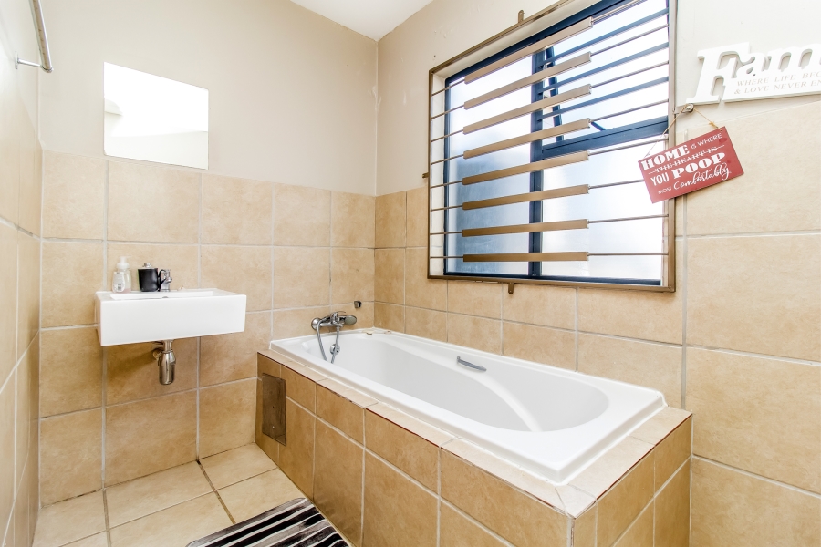 3 Bedroom Property for Sale in Summerset Gauteng