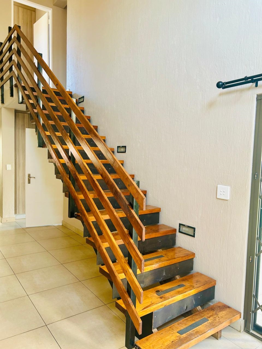 To Let 4 Bedroom Property for Rent in Needwood Gauteng