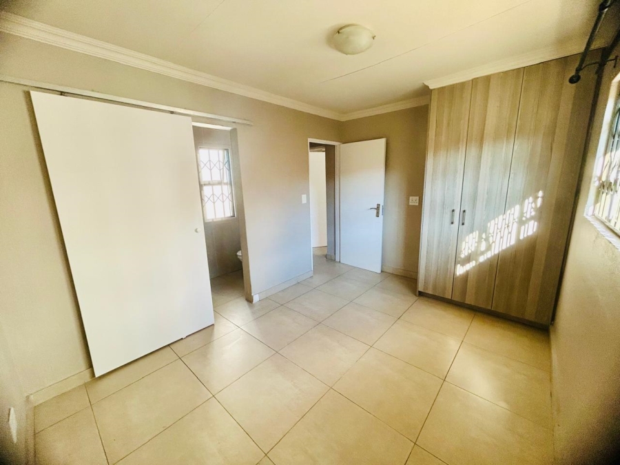 To Let 4 Bedroom Property for Rent in Needwood Gauteng