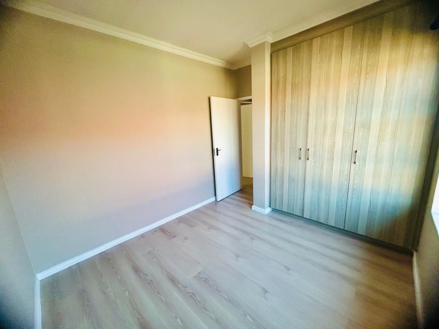 To Let 4 Bedroom Property for Rent in Needwood Gauteng