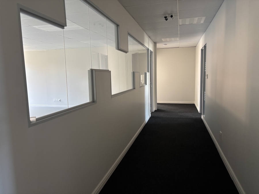 Commercial Property for Sale in Die Hoewes Gauteng