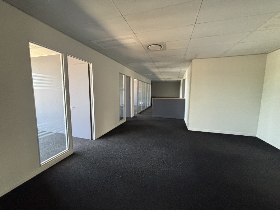 Commercial Property for Sale in Die Hoewes Gauteng