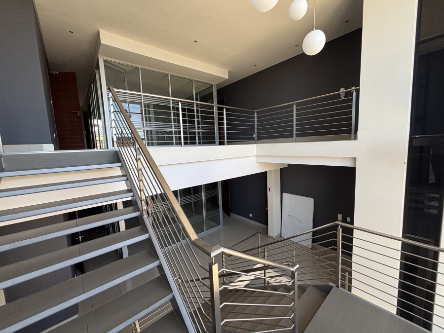 Commercial Property for Sale in Die Hoewes Gauteng