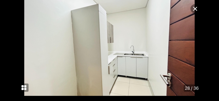 Commercial Property for Sale in Die Hoewes Gauteng