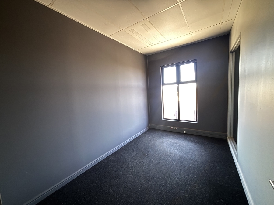 Commercial Property for Sale in Die Hoewes Gauteng