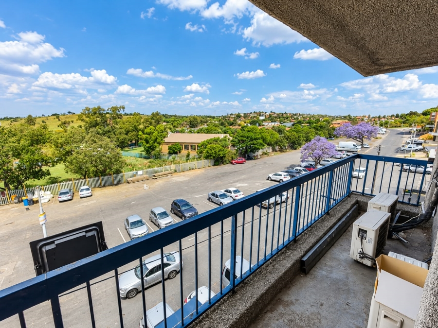 Commercial Property for Sale in Laudium Gauteng