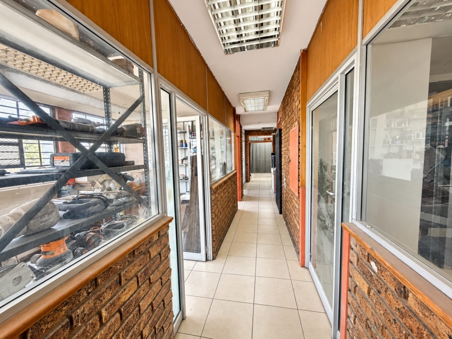 Commercial Property for Sale in Laudium Gauteng