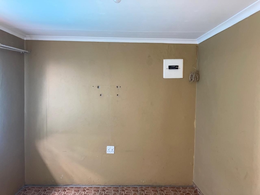 2 Bedroom Property for Sale in Orange Farm Gauteng