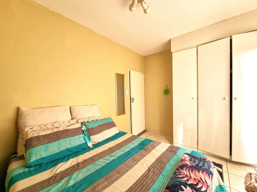2 Bedroom Property for Sale in Vorna Valley Gauteng