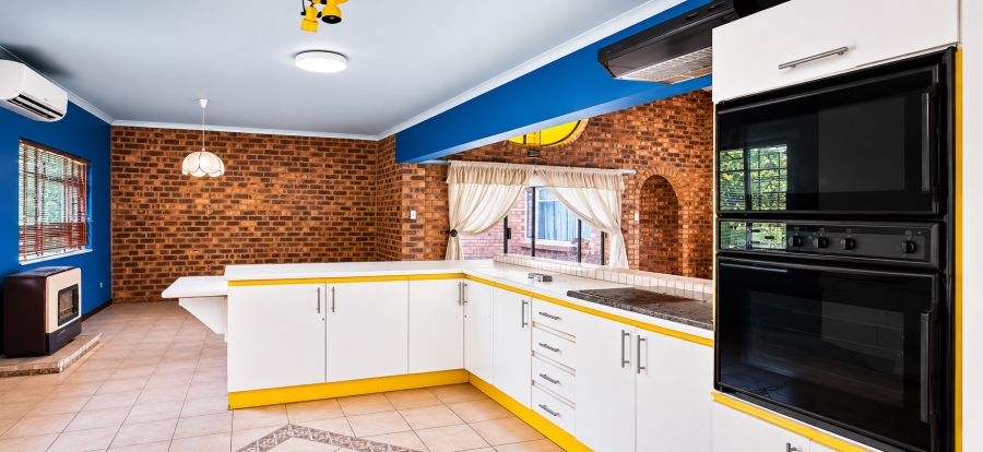 3 Bedroom Property for Sale in Country View Gauteng