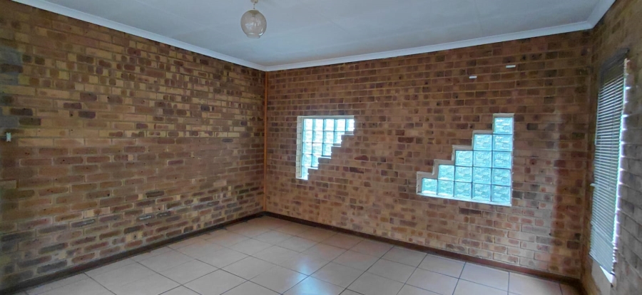 3 Bedroom Property for Sale in Country View Gauteng