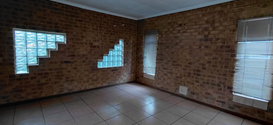 3 Bedroom Property for Sale in Country View Gauteng