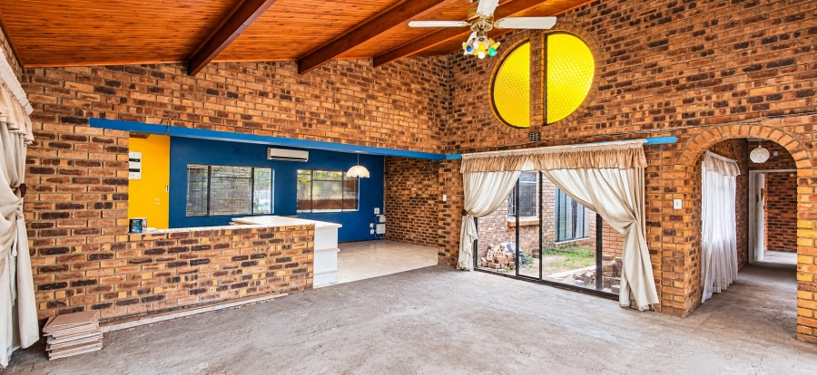 3 Bedroom Property for Sale in Country View Gauteng