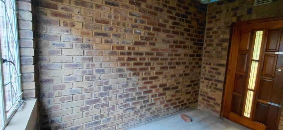 3 Bedroom Property for Sale in Country View Gauteng