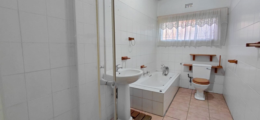 3 Bedroom Property for Sale in Country View Gauteng