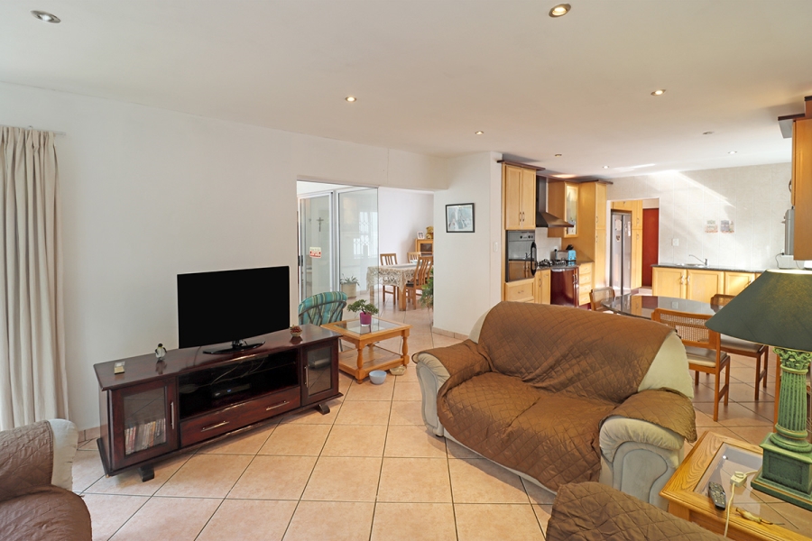 3 Bedroom Property for Sale in Bedfordview Gauteng