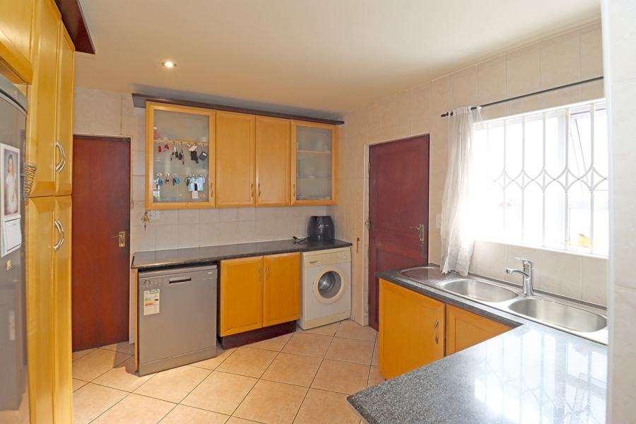 3 Bedroom Property for Sale in Bedfordview Gauteng
