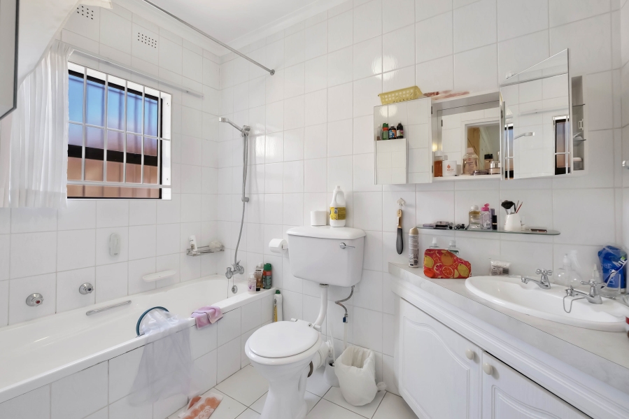 3 Bedroom Property for Sale in Parkmore Gauteng