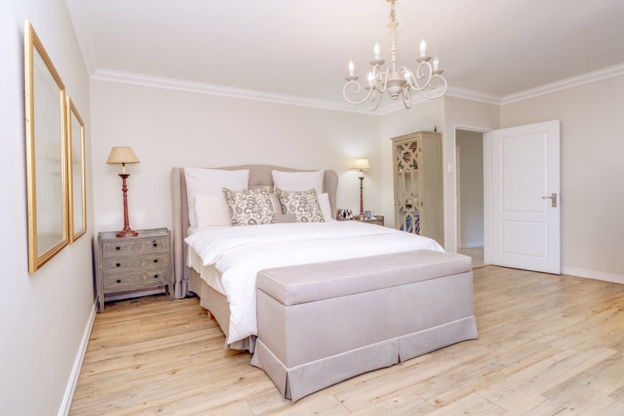5 Bedroom Property for Sale in River Club Gauteng