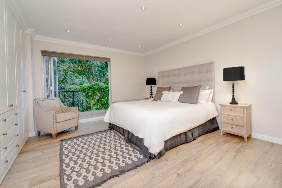 5 Bedroom Property for Sale in River Club Gauteng
