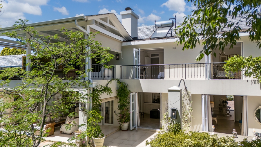 5 Bedroom Property for Sale in River Club Gauteng