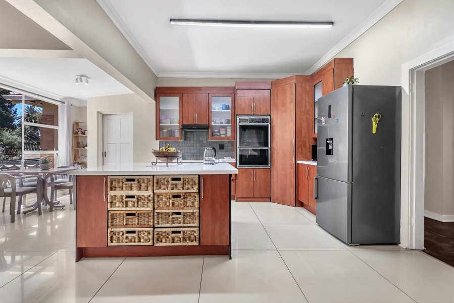 4 Bedroom Property for Sale in Emmarentia Gauteng