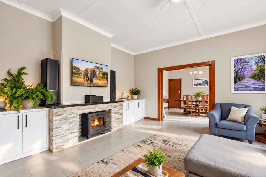 5 Bedroom Property for Sale in Emmarentia Gauteng