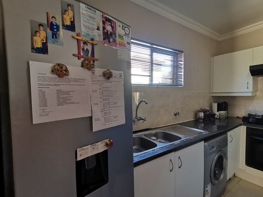 3 Bedroom Property for Sale in Oakdene Gauteng