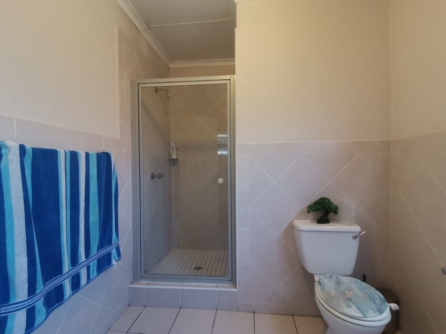 3 Bedroom Property for Sale in Oakdene Gauteng