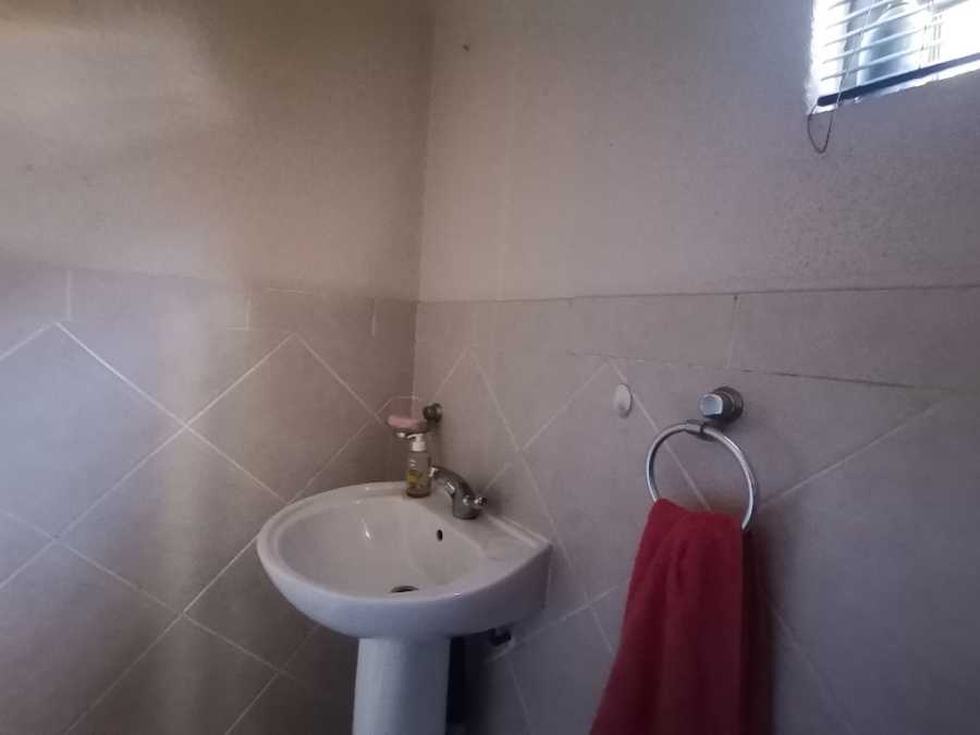 3 Bedroom Property for Sale in Oakdene Gauteng