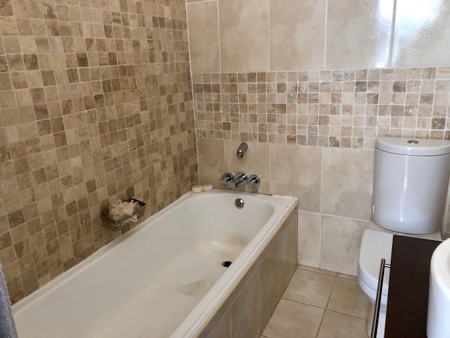 To Let 2 Bedroom Property for Rent in Illovo Gauteng