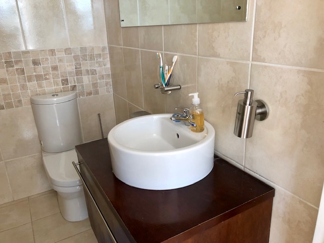To Let 2 Bedroom Property for Rent in Illovo Gauteng