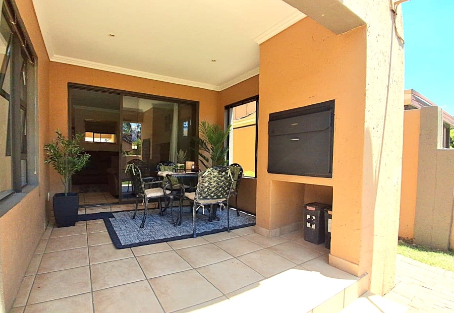 3 Bedroom Property for Sale in Amorosa Gauteng
