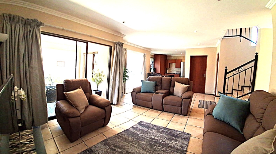 3 Bedroom Property for Sale in Amorosa Gauteng