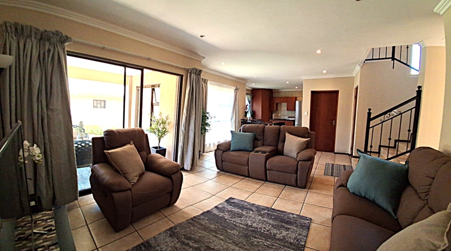 3 Bedroom Property for Sale in Amorosa Gauteng