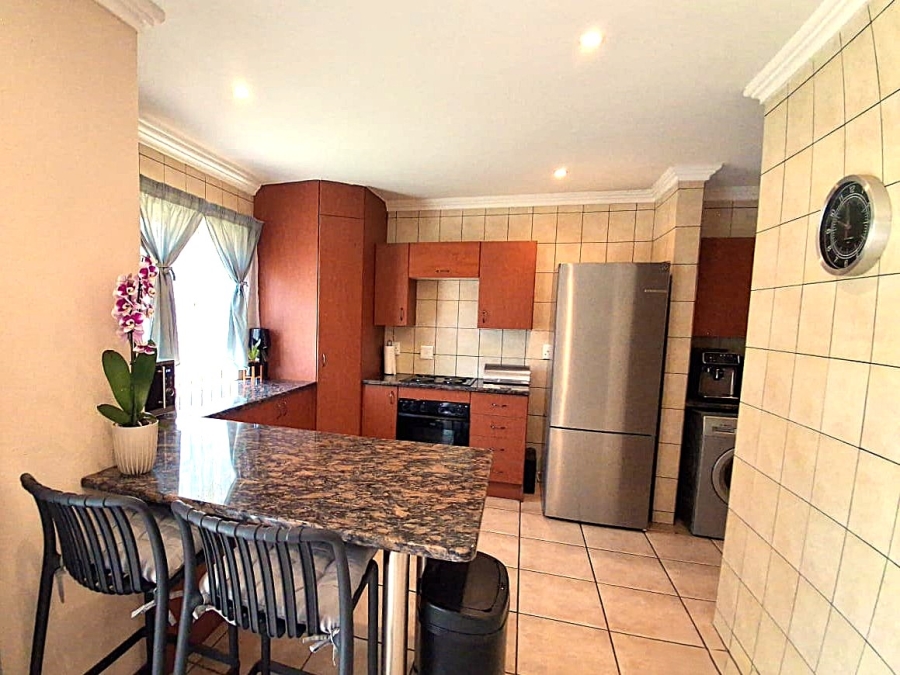 3 Bedroom Property for Sale in Amorosa Gauteng