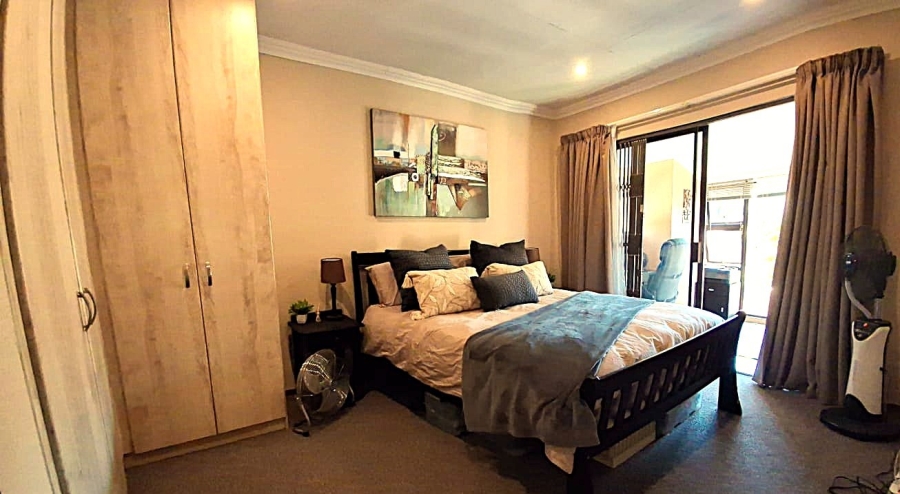3 Bedroom Property for Sale in Amorosa Gauteng