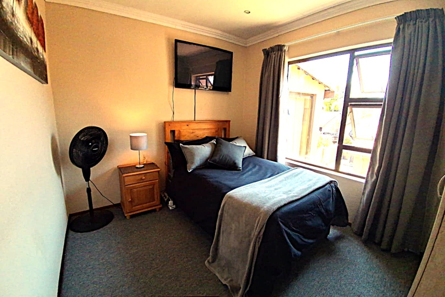 3 Bedroom Property for Sale in Amorosa Gauteng