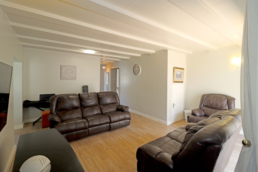 3 Bedroom Property for Sale in Fairland Gauteng
