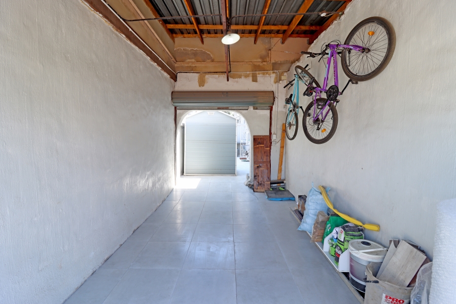 3 Bedroom Property for Sale in Fairland Gauteng