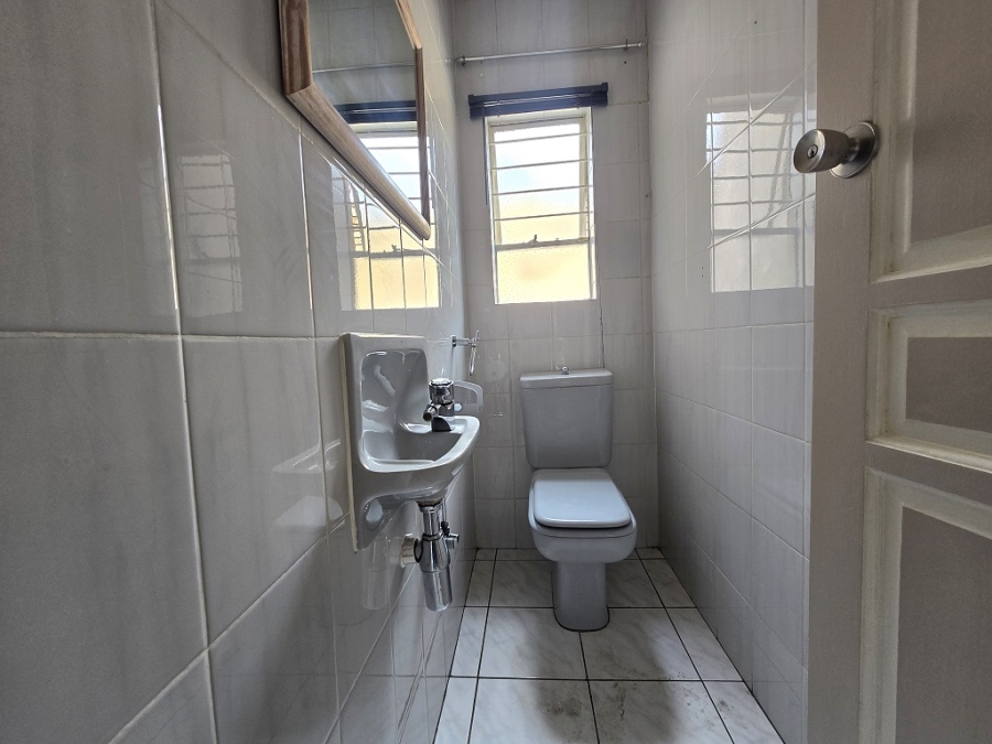5 Bedroom Property for Sale in New Redruth Gauteng