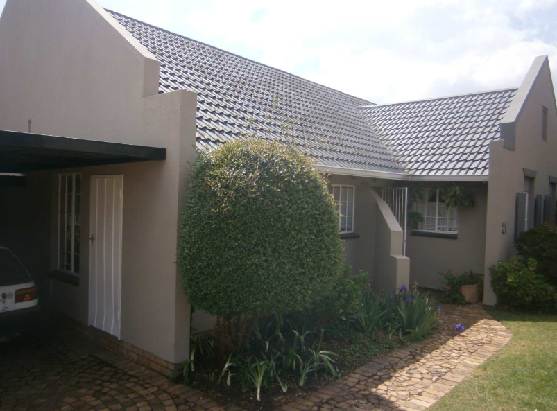 2 Bedroom Property for Sale in Albertsdal Gauteng