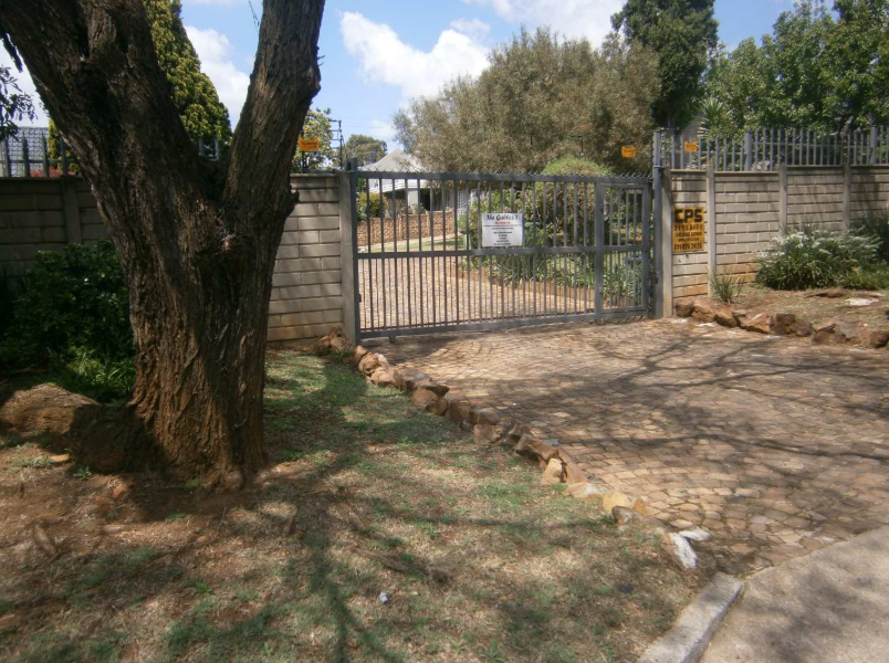2 Bedroom Property for Sale in Albertsdal Gauteng