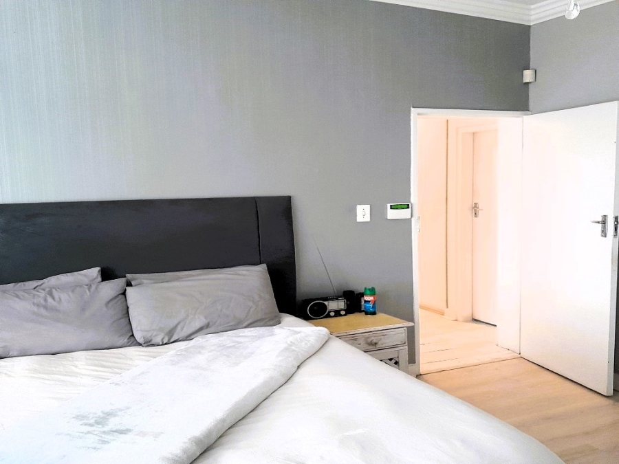 4 Bedroom Property for Sale in Brackendowns Gauteng